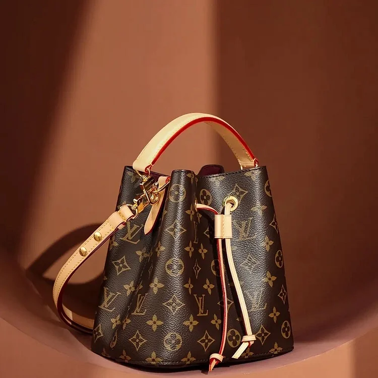 Louis neonoe bb mini bag size : 20×20×13 cm - Image 4