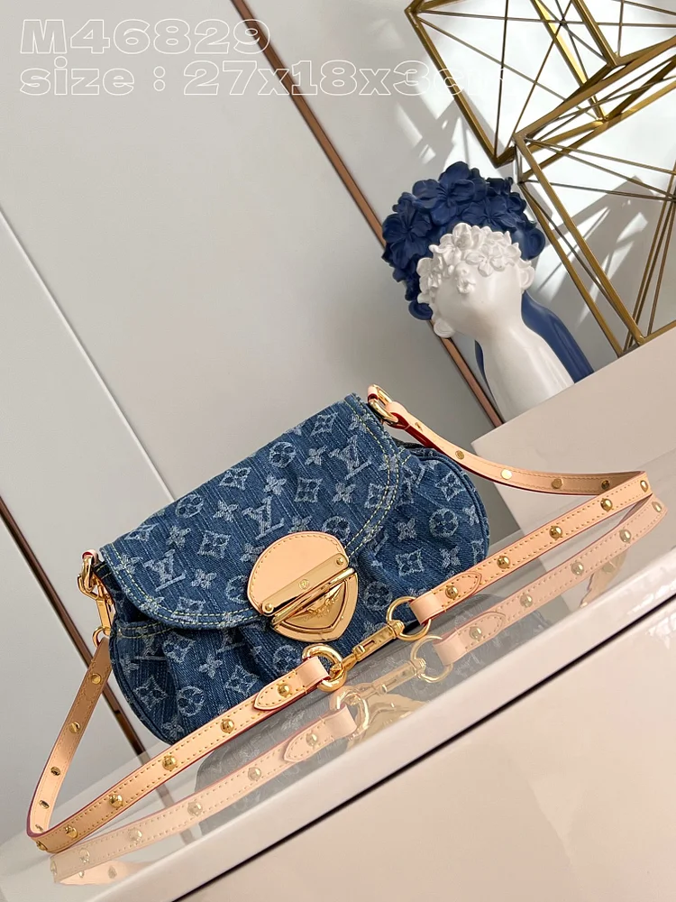 Louis Monogram Denim size : 27 x 18 x 3 cm - Image 5
