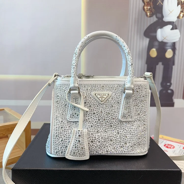 Pra new arrival blingbling bag size; 23*10*16cm - Image 7