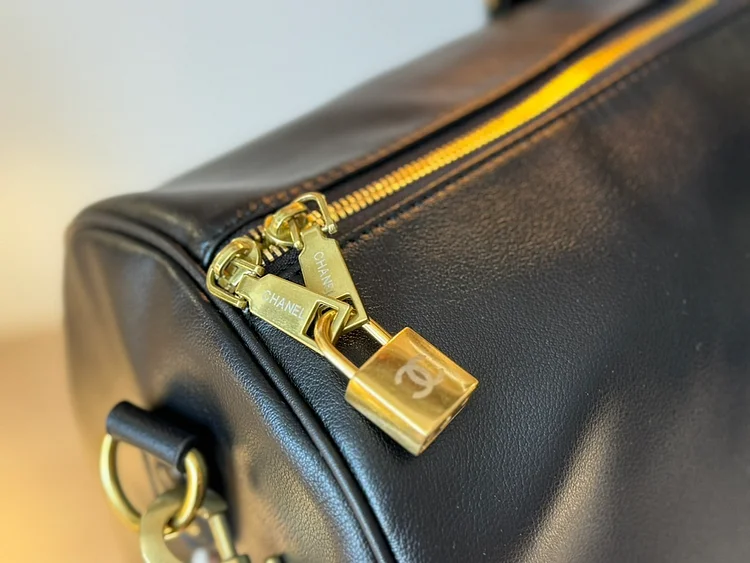 CC new arrival travel bag - Image 2