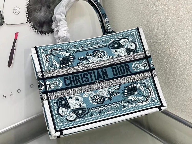 D Book Tote NEW arrival bag - Image 2
