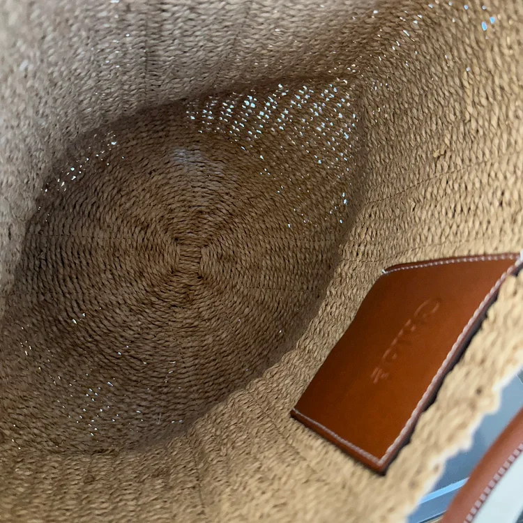 Ch new arrival bucket bag size: 28cm - Image 3