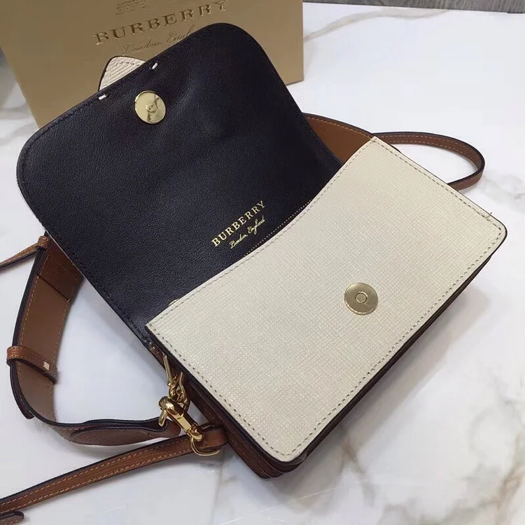bb The Small Buckle Bag In House Check Beige For Women, Women??s Bags 7.5in/19cm - Image 5