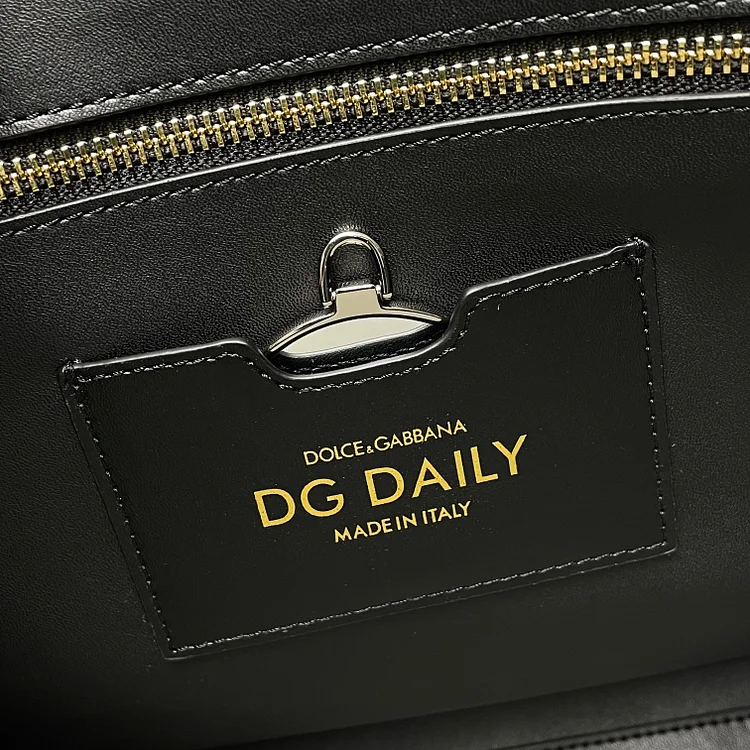 D Small DG Daily Shopper Bag - Image 6