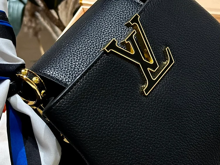 Louis capucines new arrival bag 05 - Image 9