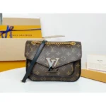 Model: M45592 size : 24 x 17 x 12 cm