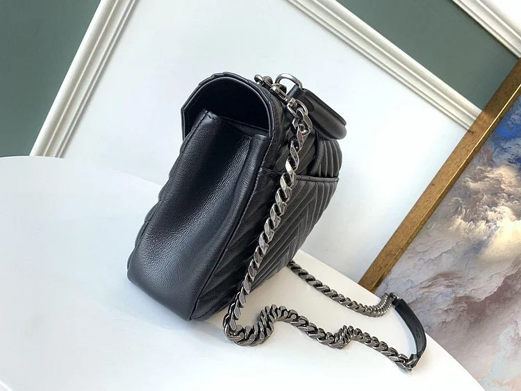 Y College Medium Quilted leather Bag - Image 2