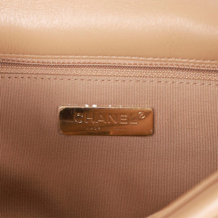CC Medium 19 Flap Bag Beige Calfskin Mixed Hardware - Image 8