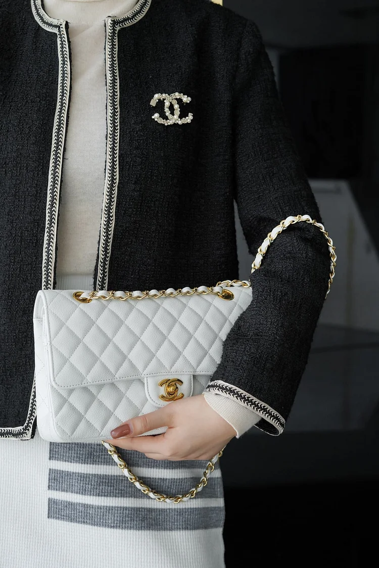 CC CF25 Classic flap bag Caviar leather - Image 17